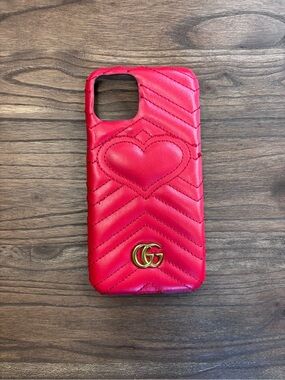 Gucci CG Red Heart Quilted Leather iPhone Case